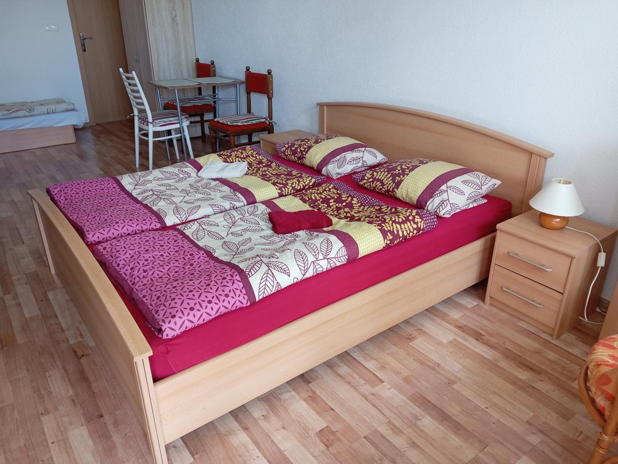 Apartmany Fantagiro Kaluža Esterno foto